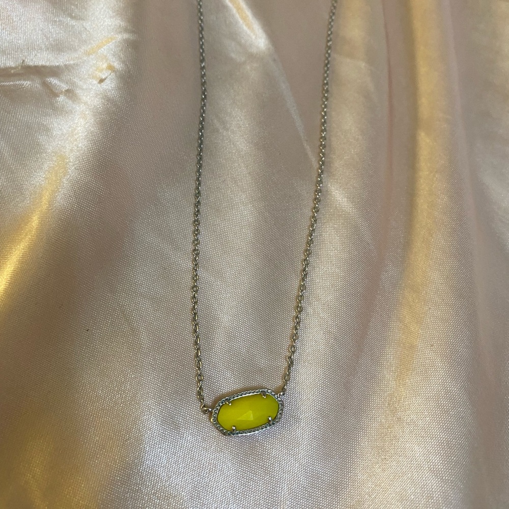 KENDRA SCOTT NECKLACE